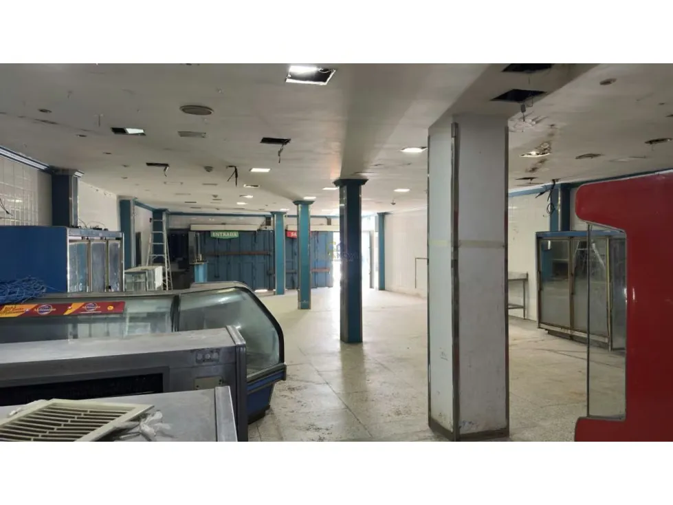 En Venta Edificio Comercial en Petare Av Francisco de Miranda - 7