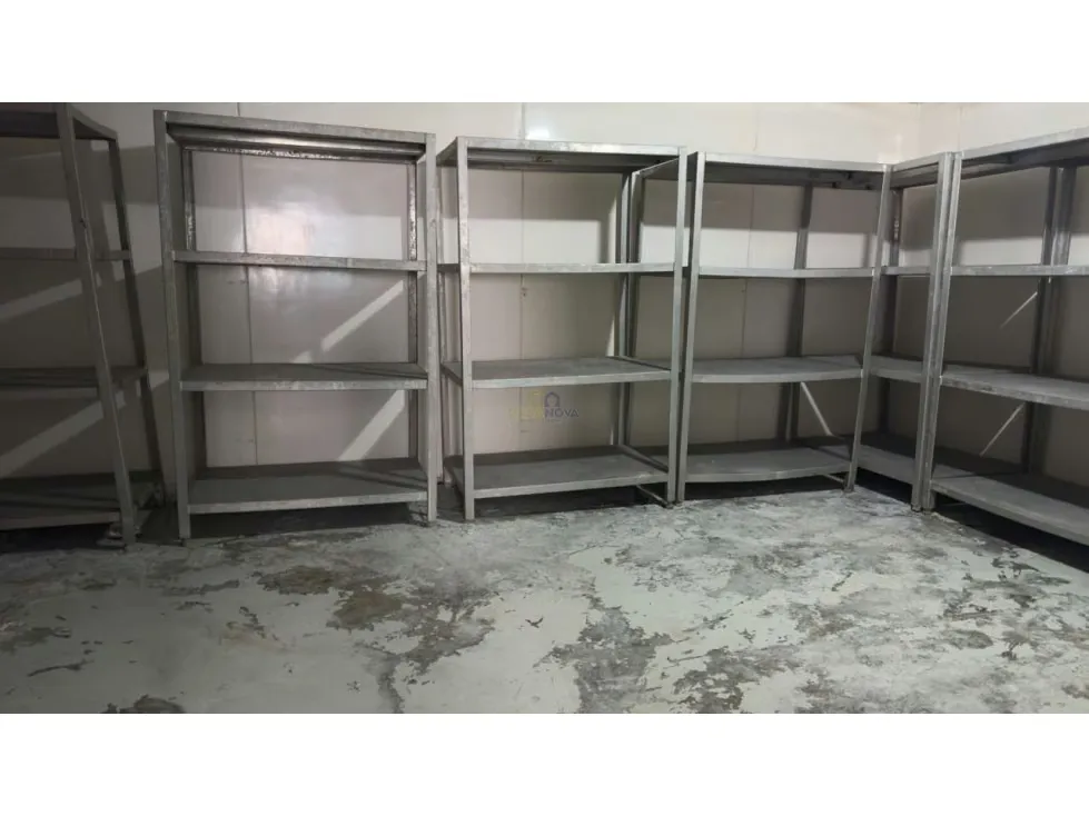 En Venta Edificio Comercial en Petare Av Francisco de Miranda - 9