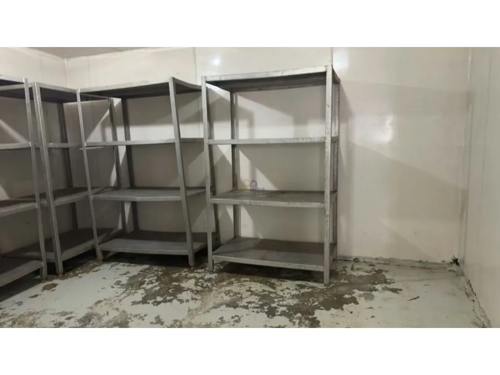 En Venta Edificio Comercial en Petare Av Francisco de Miranda - 10