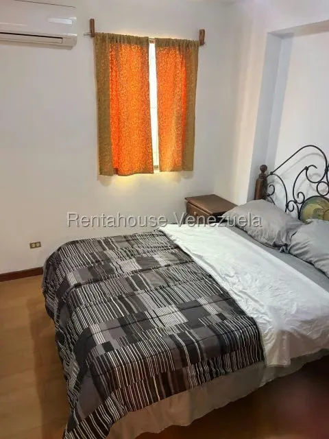 Apartamento (1 Nivel) en Venta en Los Rosales, Distrito Metropolitano - 11
