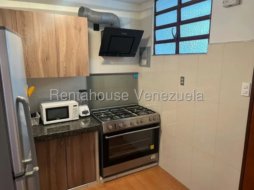 Apartamento (1 Nivel) en Venta en Los Rosales, Distrito Metropolitano - 12
