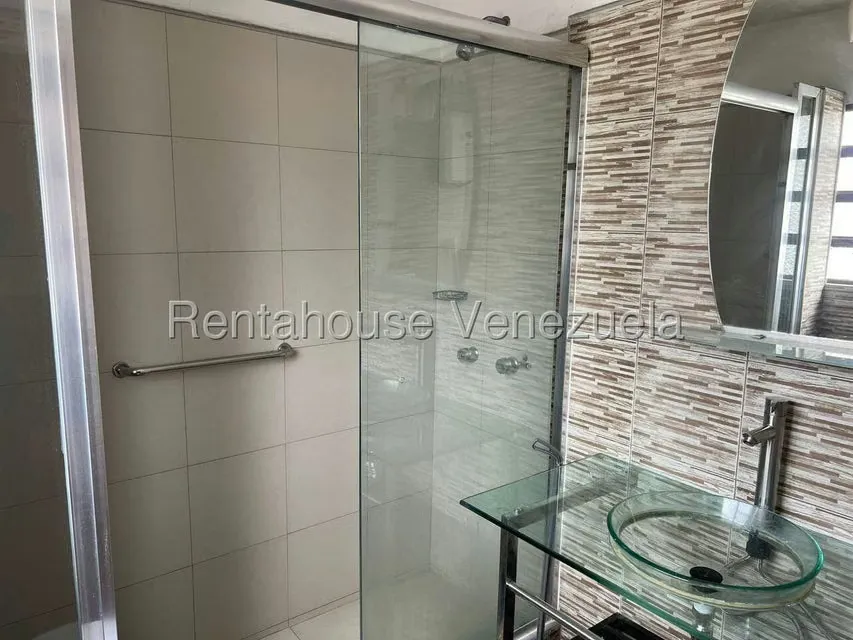Apartamento (1 Nivel) en Venta en Los Rosales, Distrito Metropolitano - 13
