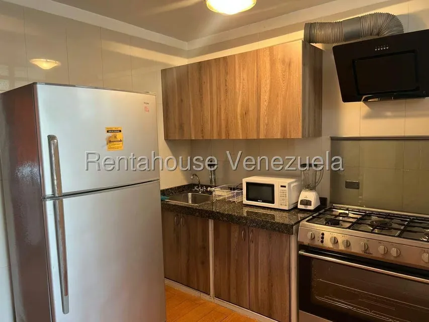 Apartamento (1 Nivel) en Venta en Los Rosales, Distrito Metropolitano - 8