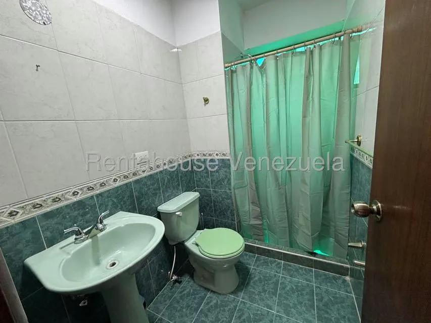 Apartamento (1 Nivel) en Alquiler en Las Chimeneas, Carabobo - 15