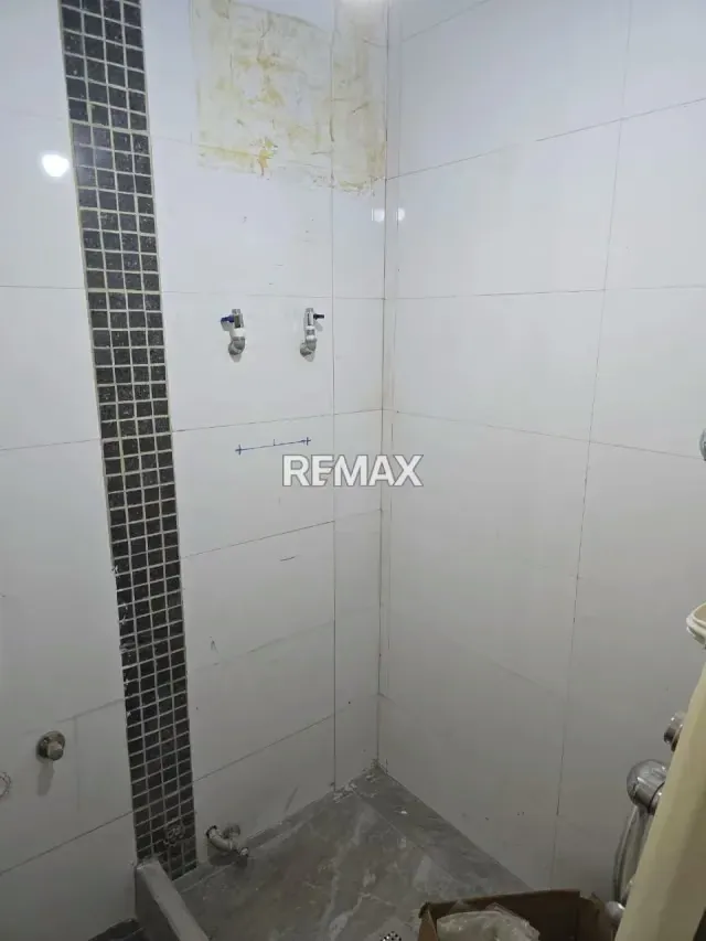 ALQUILER DE LOCAL COMERCIAL - 14