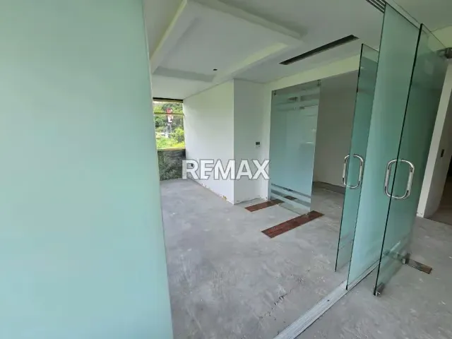 ALQUILER DE LOCAL COMERCIAL - 3