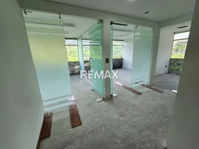 ALQUILER DE LOCAL COMERCIAL - 4