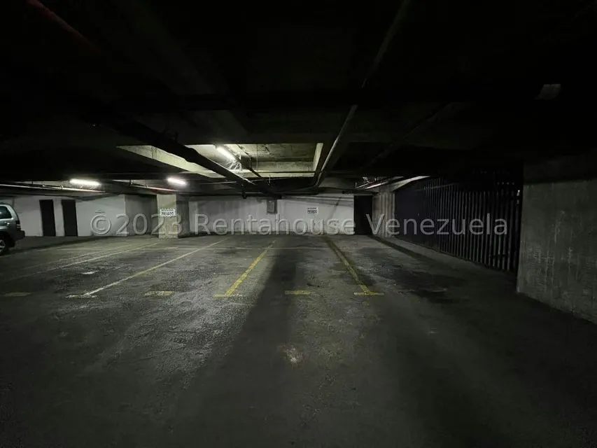 Oficina en Alquiler en La Urbina, Distrito Metropolitano - 36