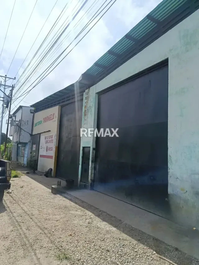 Se vende galpón de 289m2 calle principal del sector campo alegre via la pica. - 3