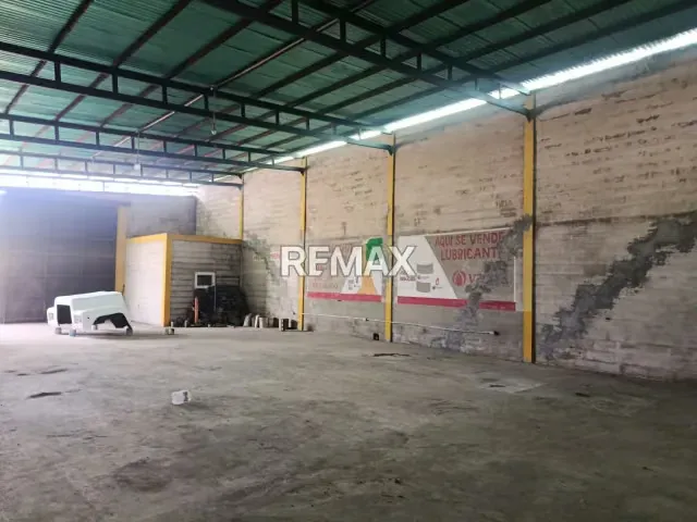 Se vende galpón de 289m2 calle principal del sector campo alegre via la pica. - 5