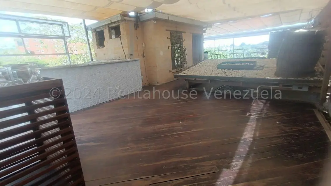 Local Comercial en Alquiler en El Hatillo, Distrito Metropolitano - 2