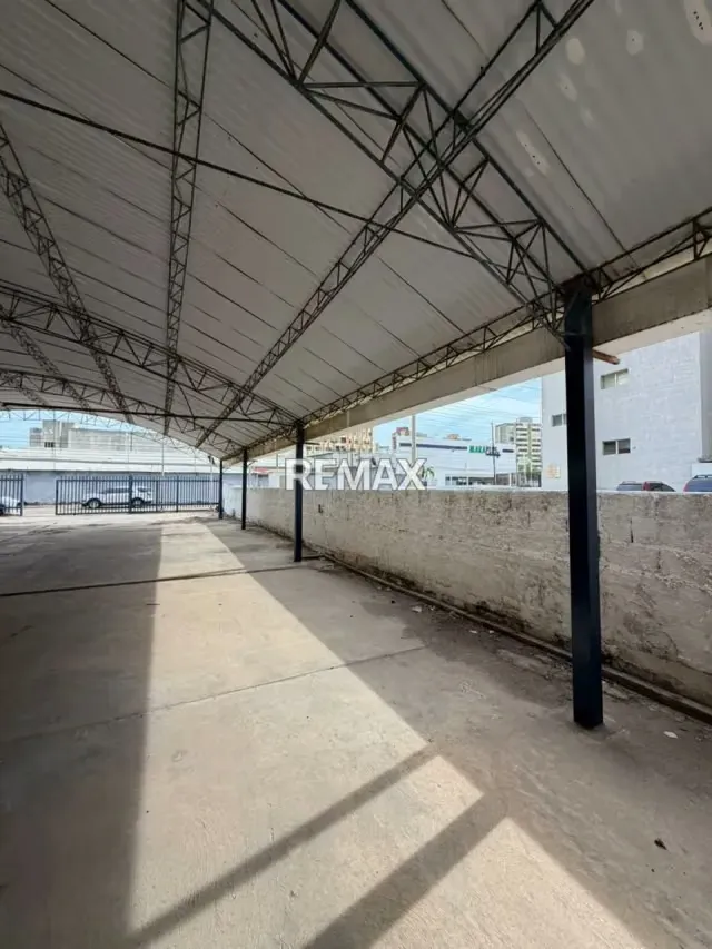 Galpon en Venta Av. Bella vista - 5