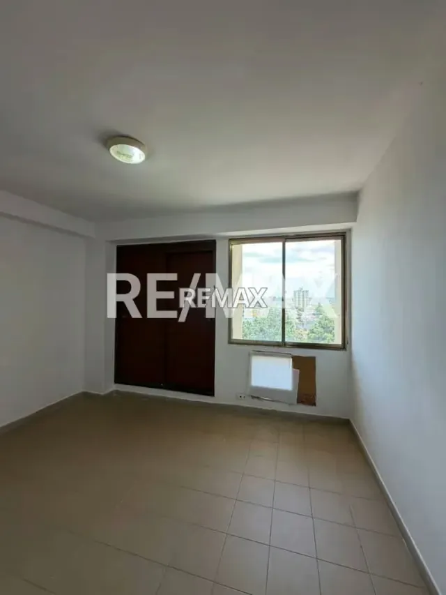 En Venta Apartamento Residencias Las Morochas - 11
