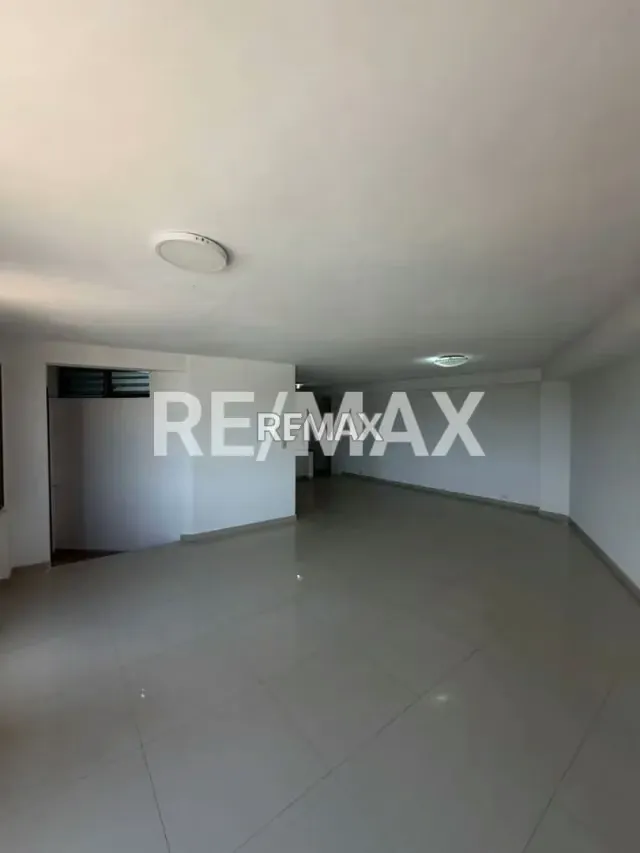 En Venta Apartamento Residencias Las Morochas - 7
