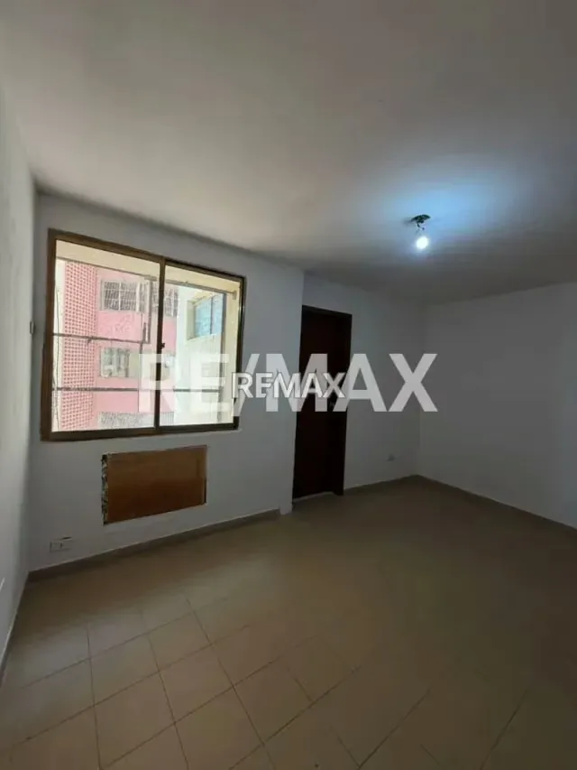 En Venta Apartamento Residencias Las Morochas - 9