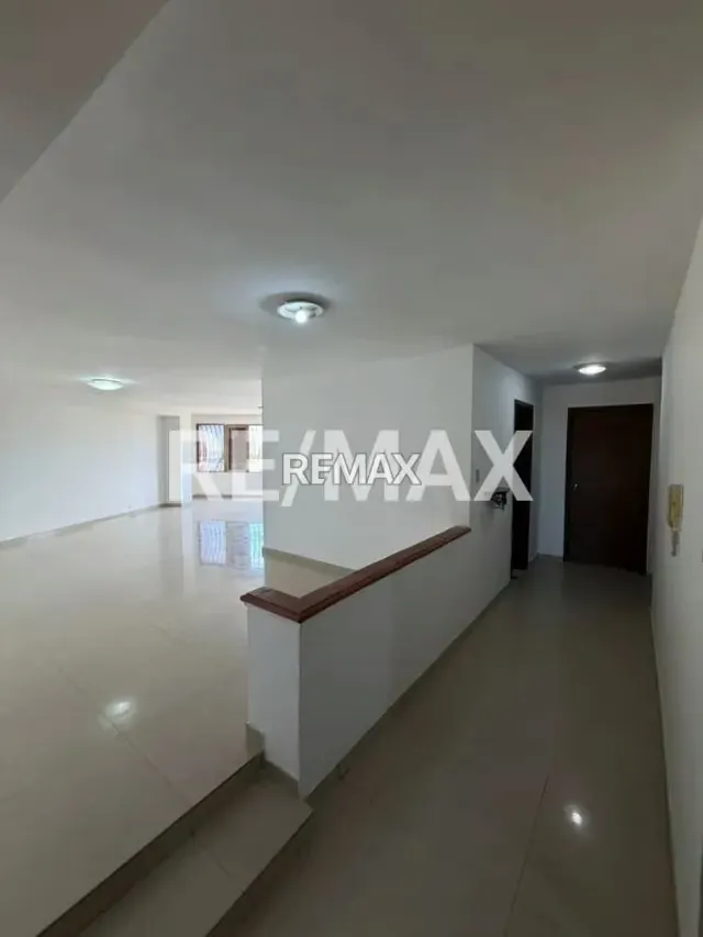 En Venta Apartamento Residencias Las Morochas - 10