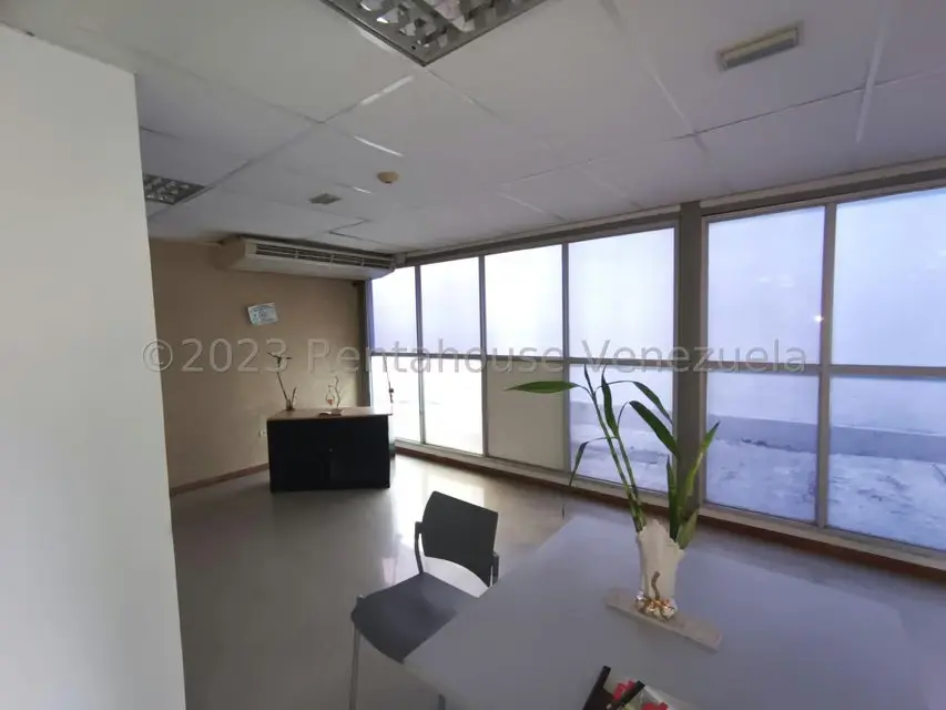 Casa (Duplex) en Venta en El Viñedo, Carabobo - 23