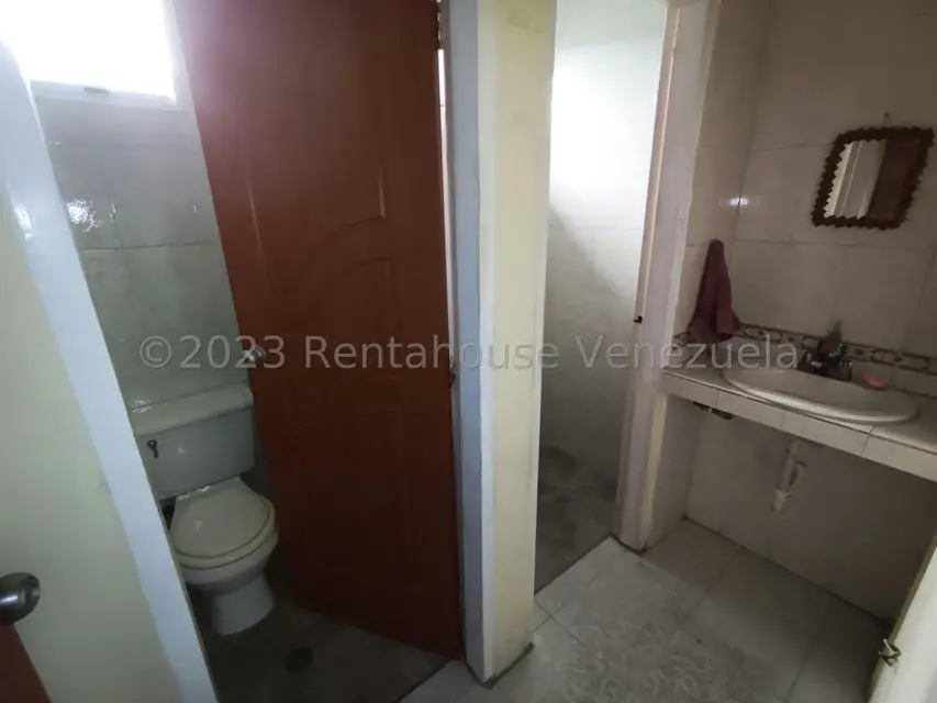 Casa (Duplex) en Venta en El Viñedo, Carabobo - 35