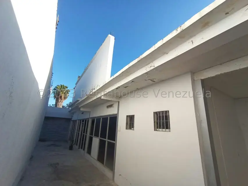 Casa (Duplex) en Venta en El Viñedo, Carabobo - 40