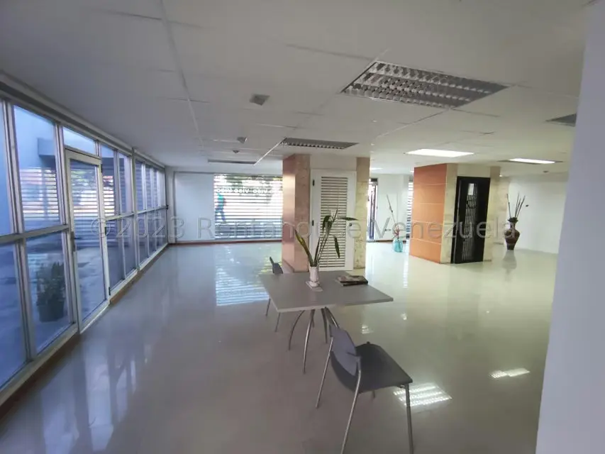 Casa (Duplex) en Venta en El Viñedo, Carabobo - 5