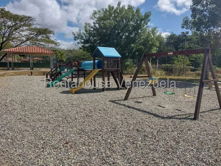 Apartamento (1 Nivel) en Alquiler en Terrazas Altos de San Pedro, Miranda - 23