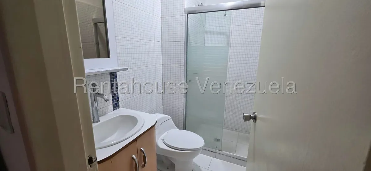 Apartamento (1 Nivel) en Venta en Agua Sal, Miranda - 21