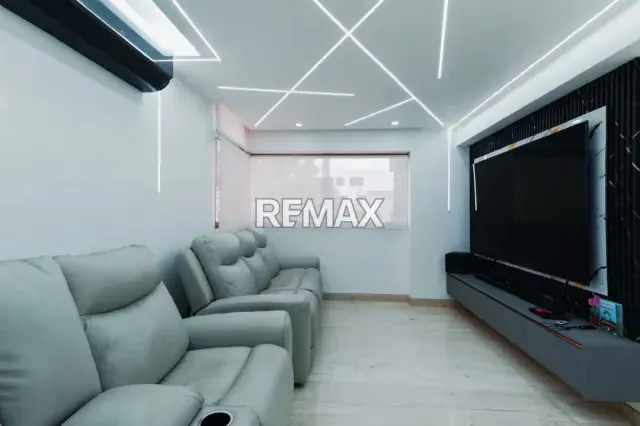 Apartamento remodelado en las mercedes de 230mts - 9