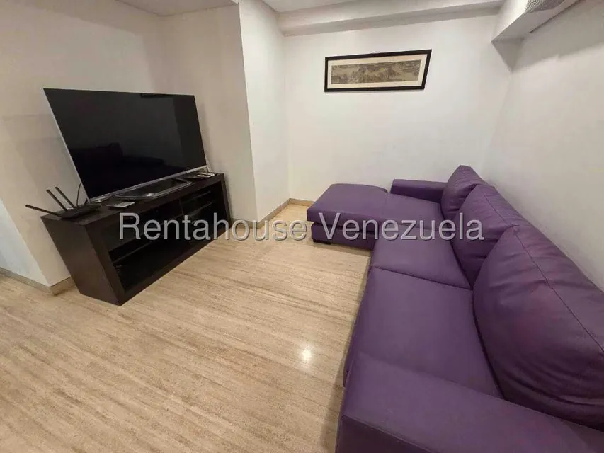 Apartamento (1 Nivel) en Venta en Campo Alegre, Distrito Metropolitano - 26