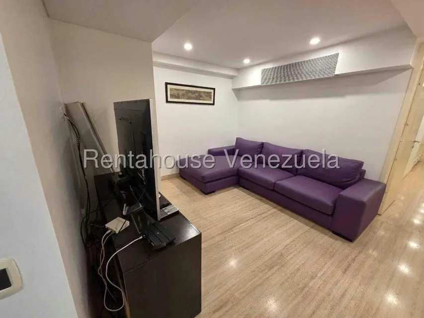 Apartamento (1 Nivel) en Venta en Campo Alegre, Distrito Metropolitano - 27
