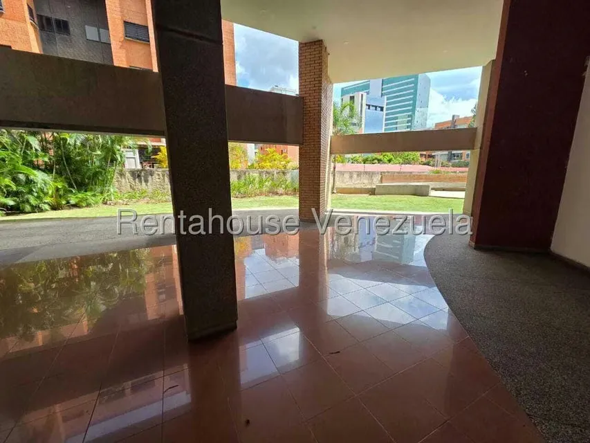 Apartamento (1 Nivel) en Venta en Campo Alegre, Distrito Metropolitano - 38