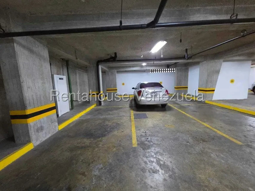 Apartamento (1 Nivel) en Venta en Campo Alegre, Distrito Metropolitano - 56