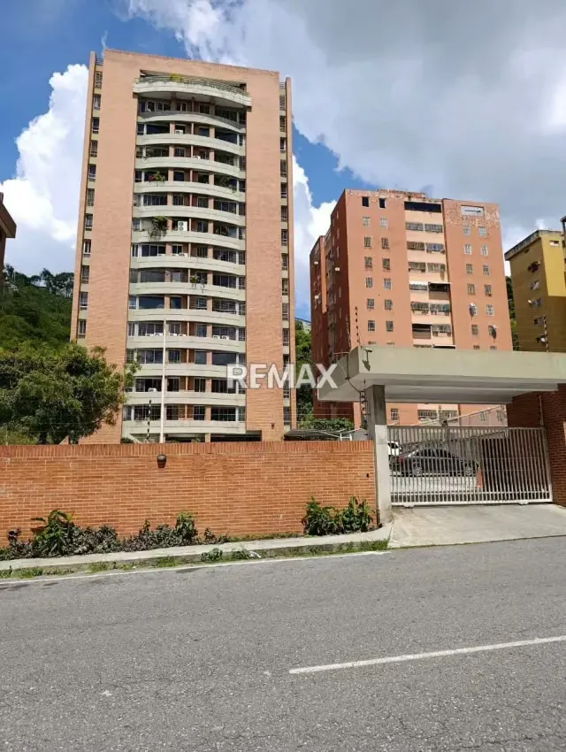 ALQUILER DE APARTAMENTO EN LOMAS DEL AVILA - 12