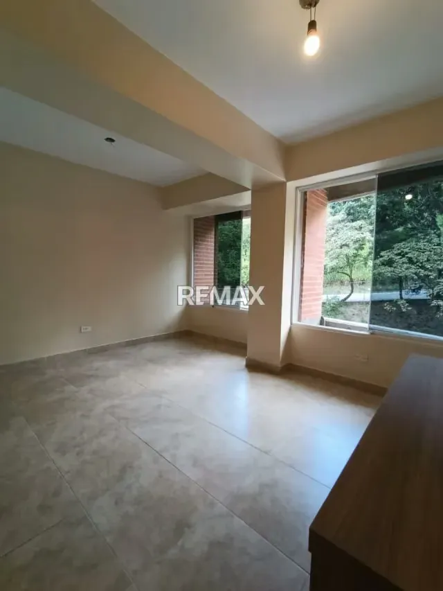 ALQUILER DE APARTAMENTO EN LOMAS DEL AVILA - 4