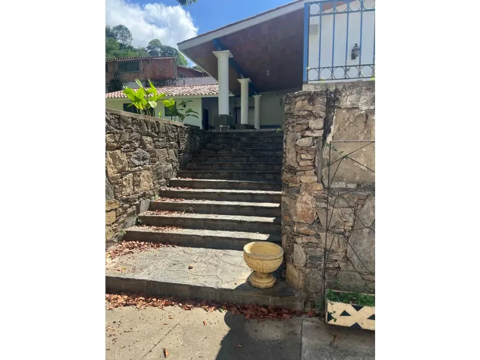 Vendo casa para remodelar 1200m2 Caurimare 0405 - 3