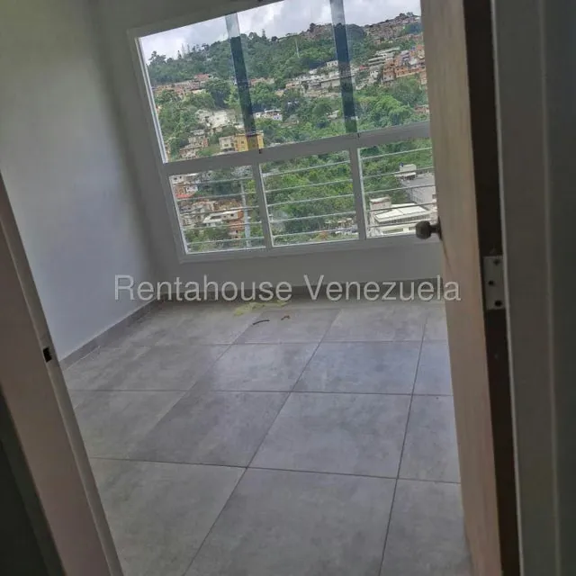 Apartamento (1 Nivel) en Venta en Lomas del Avila, Distrito Metropolitano - 28