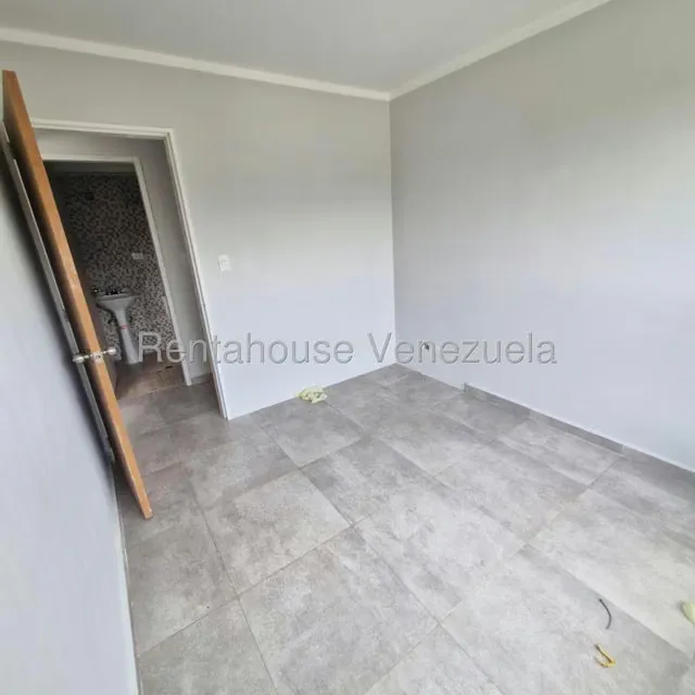 Apartamento (1 Nivel) en Venta en Lomas del Avila, Distrito Metropolitano - 30