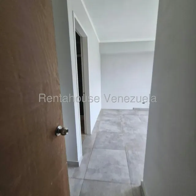 Apartamento (1 Nivel) en Venta en Lomas del Avila, Distrito Metropolitano - 34