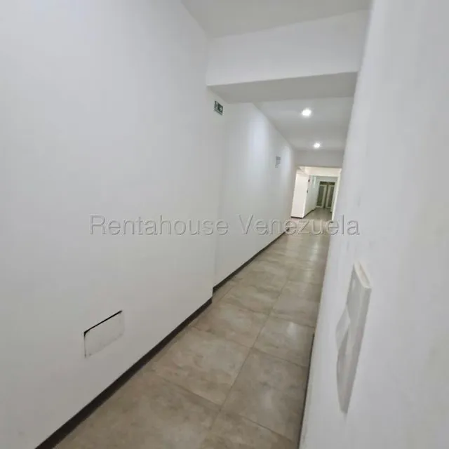 Apartamento (1 Nivel) en Venta en Lomas del Avila, Distrito Metropolitano - 48