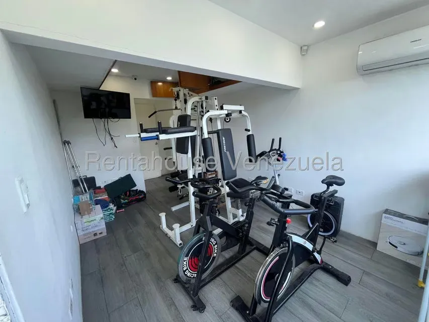 Casa (Multipes Niveles) en Venta en La California Sur, Distrito Metropolitano - 16