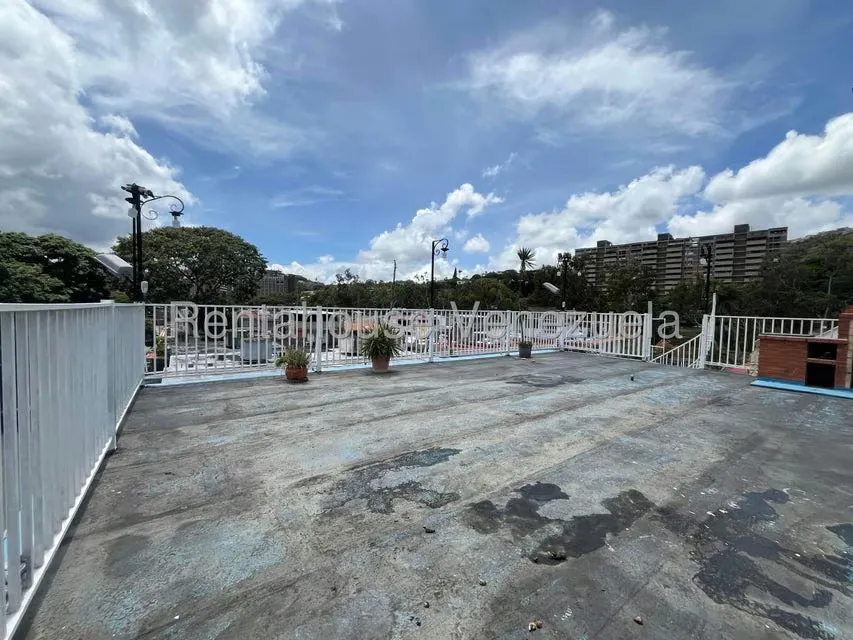 Casa (Multipes Niveles) en Venta en La California Sur, Distrito Metropolitano - 25