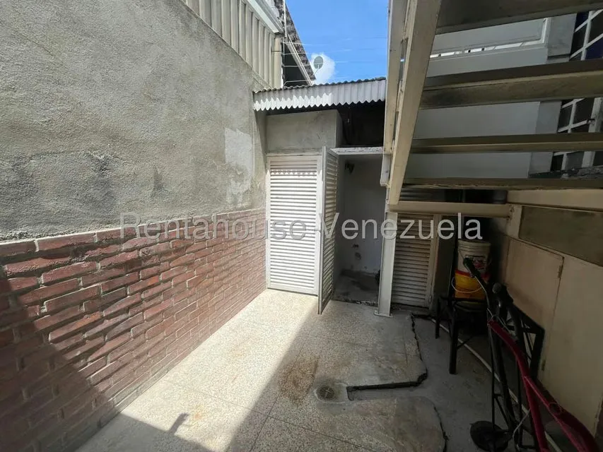 Casa (Multipes Niveles) en Venta en La California Sur, Distrito Metropolitano - 6