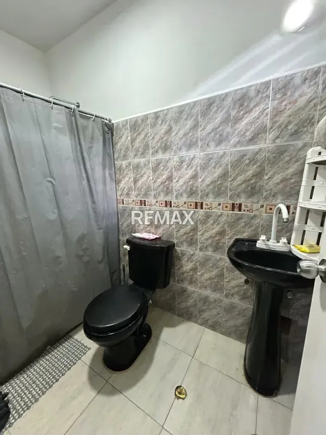 En venta casa ubicada en Naguanagua urbanización Rotafe - 11