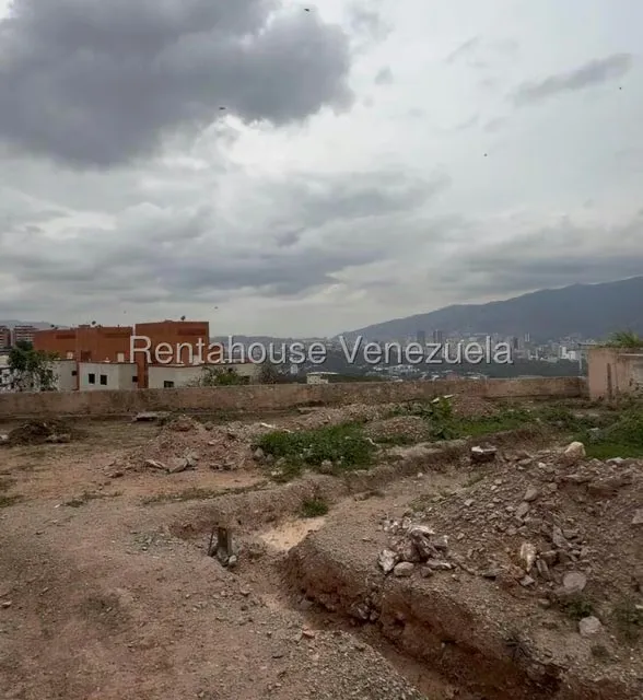 Terreno (Residencial) en Venta en Colinas de Bello Monte, Distrito Metropolitano - 10