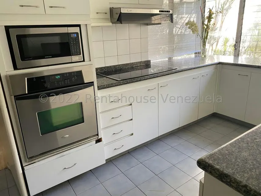 Apartamento (1 Nivel) en Venta en Colinas de Bello Monte, Distrito Metropolitano - 32