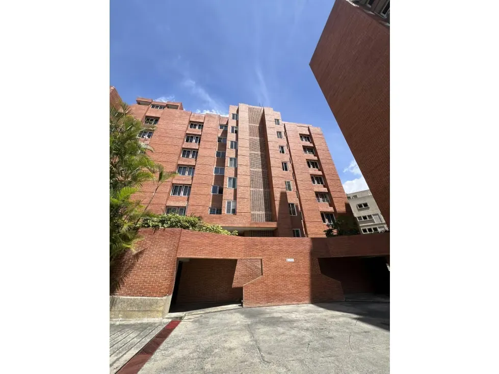 VENTA DE APARTAMENTO EN LA LAGUNITA