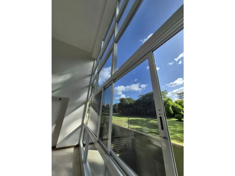 Vendo apartamento tipo loft 118m2 Los Naranjos de Las Mercedes 0410