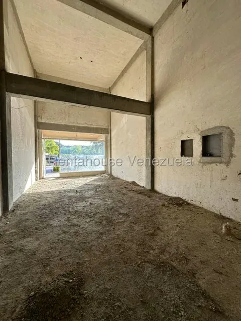 Comercial (Local Comercial) en Venta en Nueva Casarapa, Miranda - 11