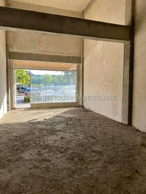 Comercial (Local Comercial) en Venta en Nueva Casarapa, Miranda - 12