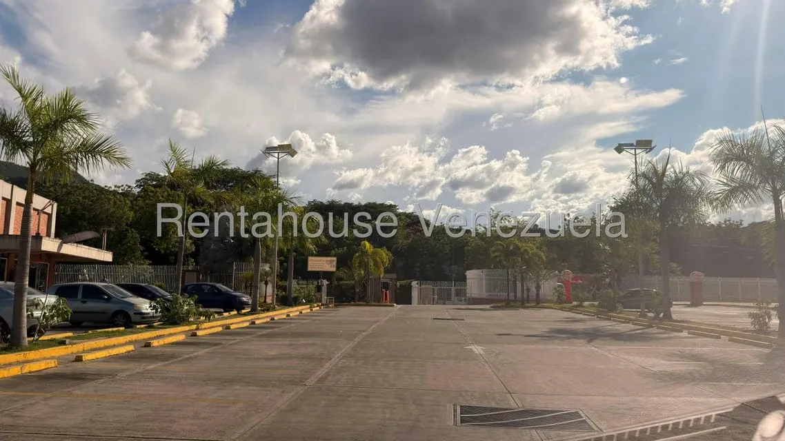 Comercial (Local Comercial) en Venta en Nueva Casarapa, Miranda - 4