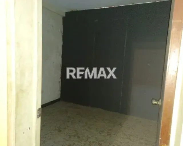 FORMIDABLE DEPÓSITO PARA MERCANCÍA EN CALLE IGUALDAD - 7